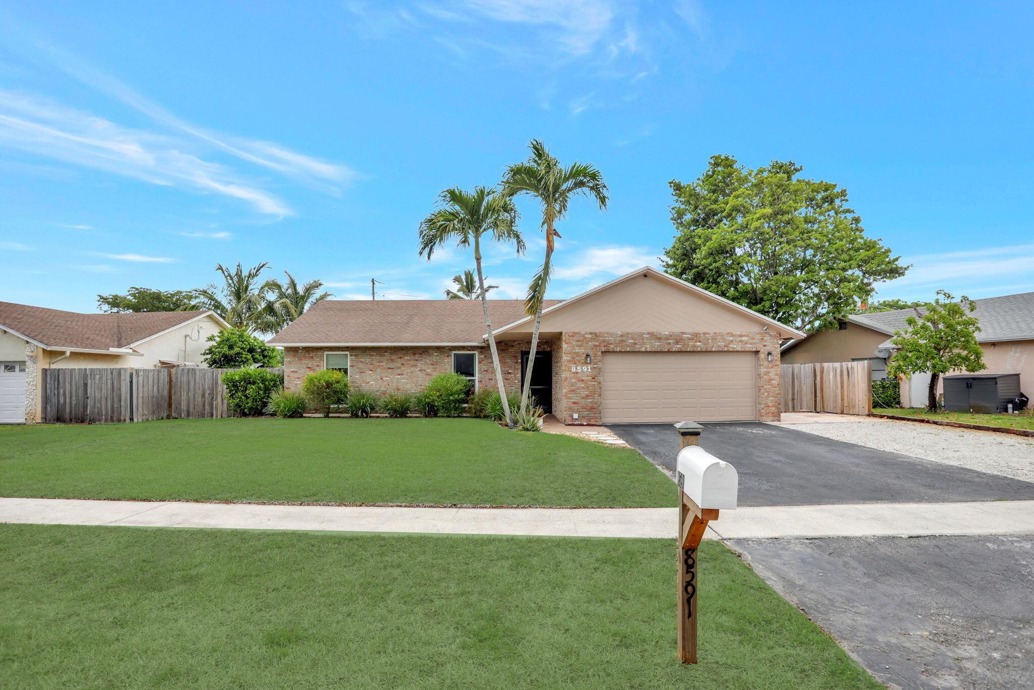 8591 Nw 49th Street Lauderhill FL 33351 | R11087794