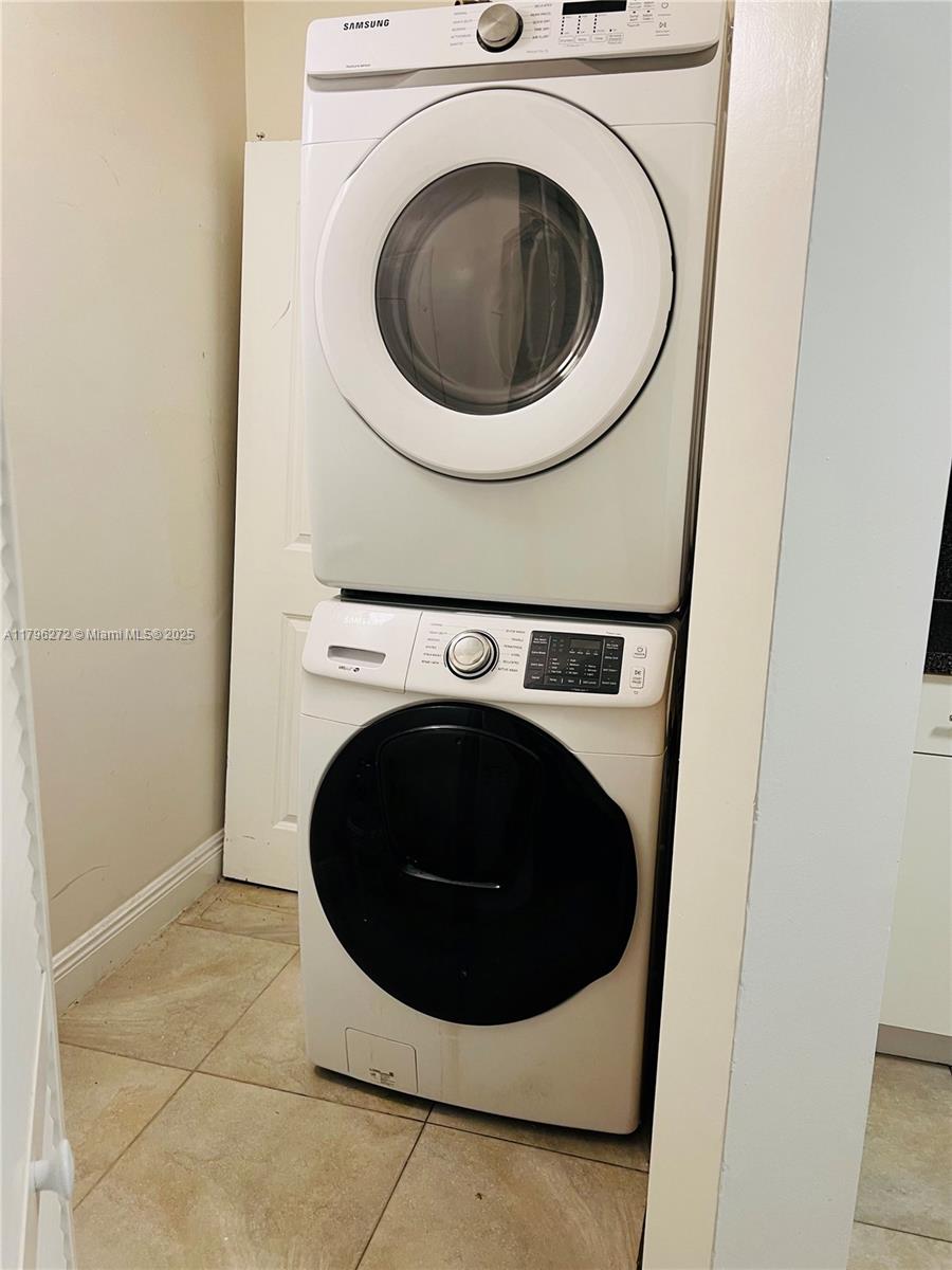 Homes for sale in Hialeah, FL | 6115 Nw 186th St #202, Hialeah, FL 33015 | MLS# A11796272