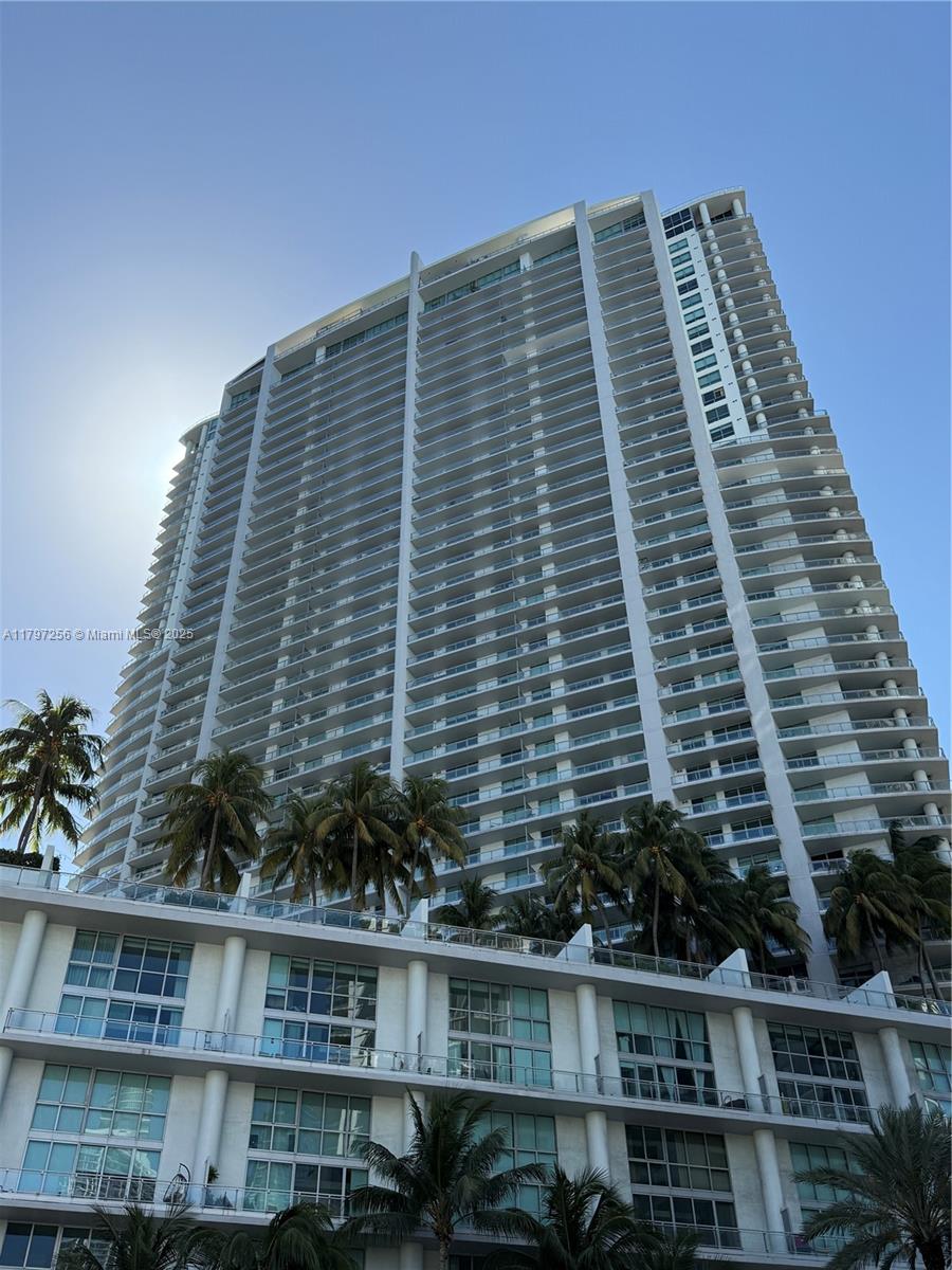 90 3rd St Unit 3601, Miami, Florida 33130