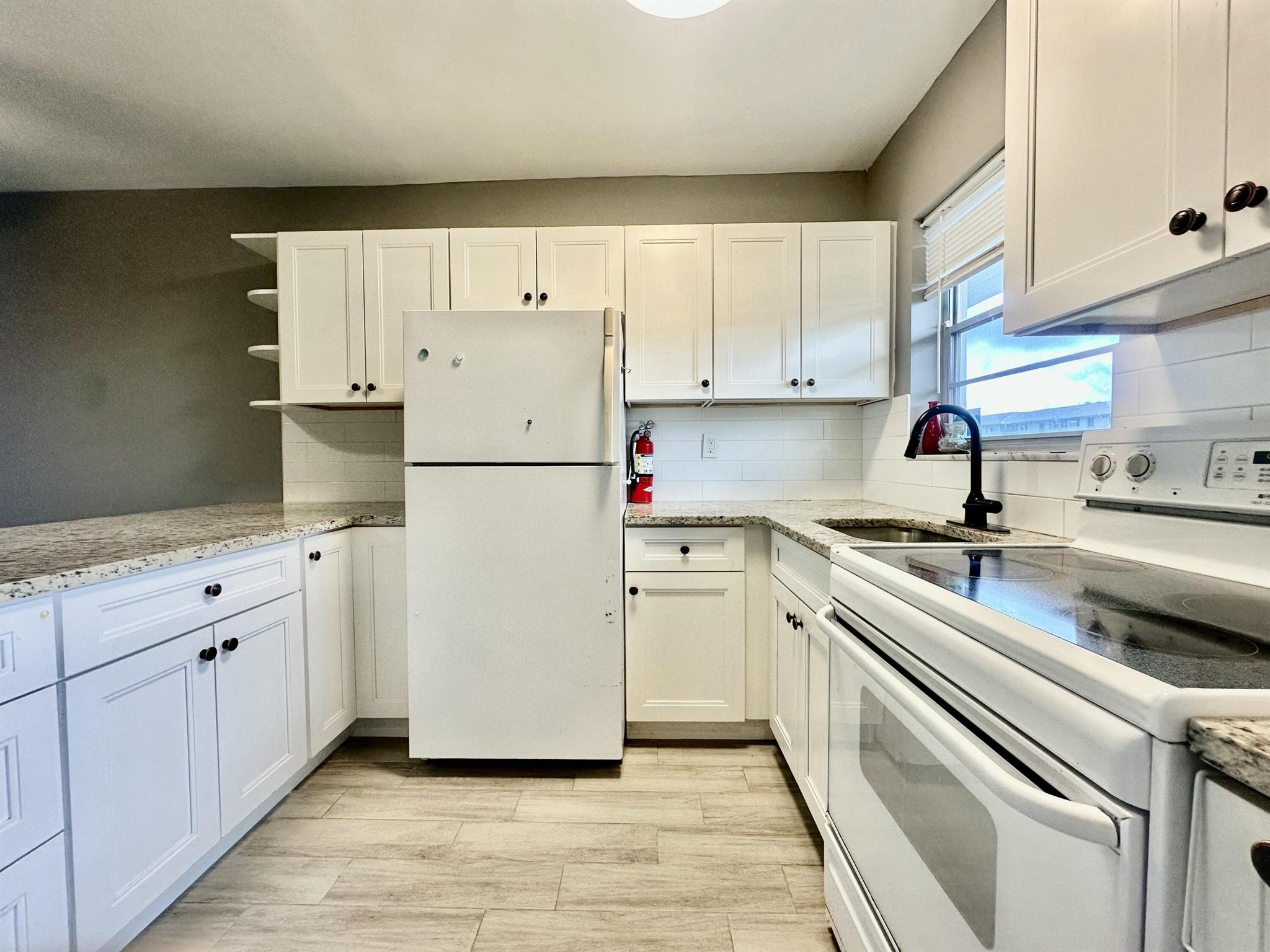 Homes for sale in Boynton Beach, FL | 1113 Lake Terrace, Boynton Beach, FL 33426 | MLS# R11087885