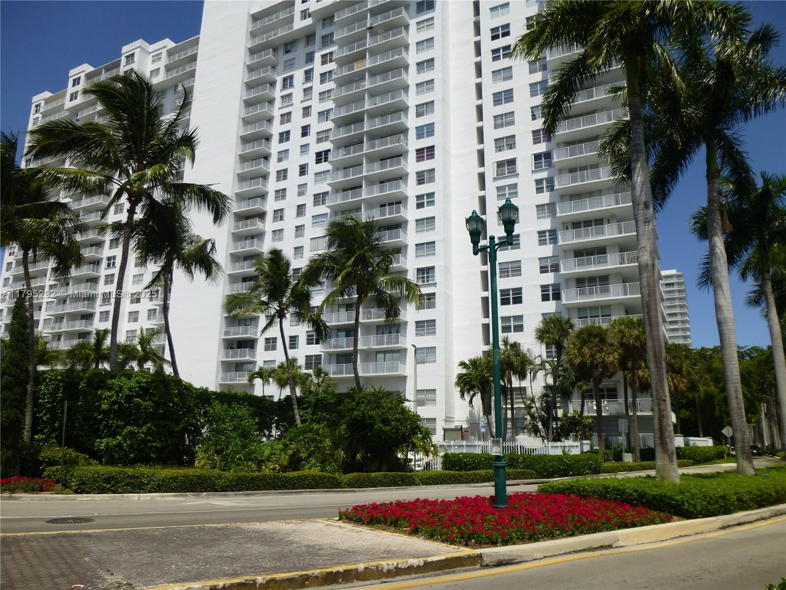Admirals Port Condo West