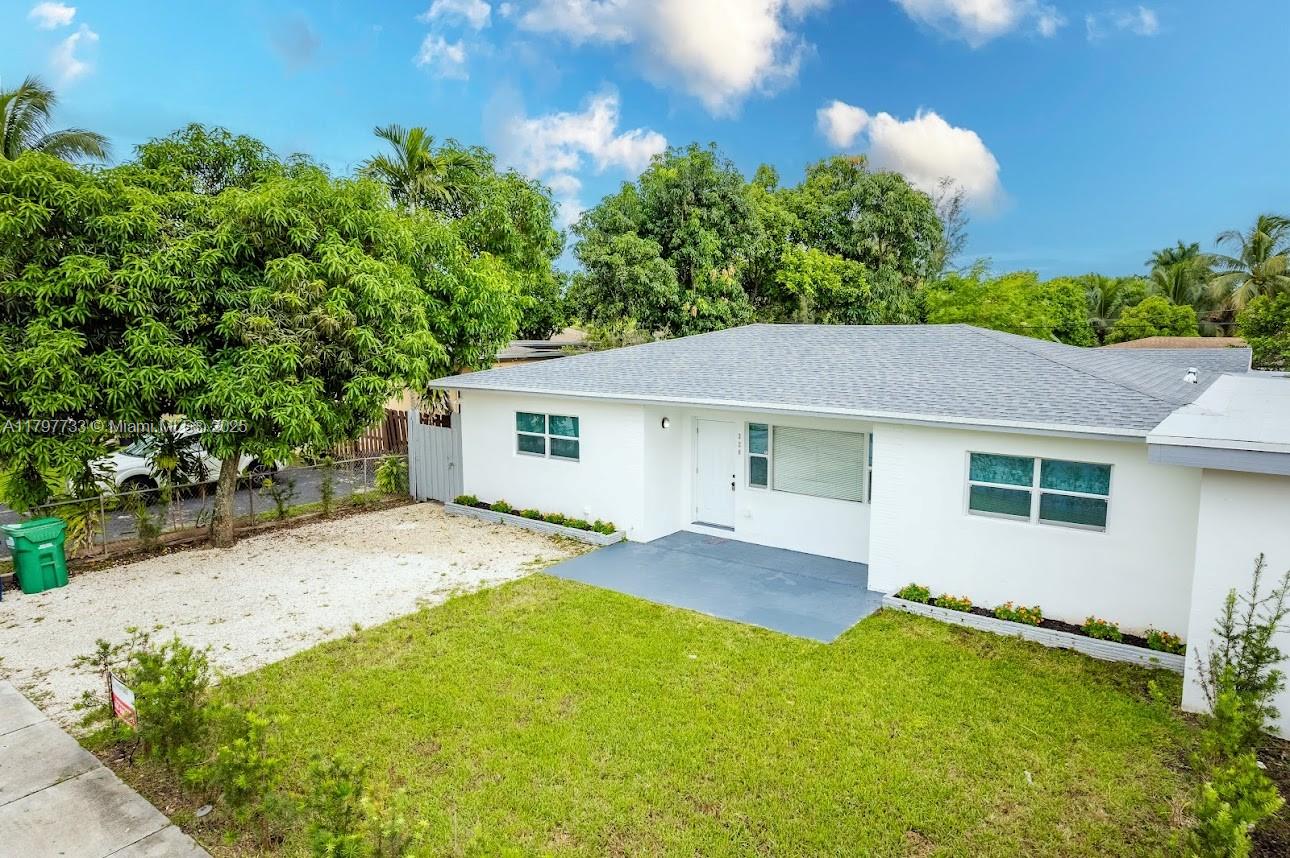 Property photo # 2