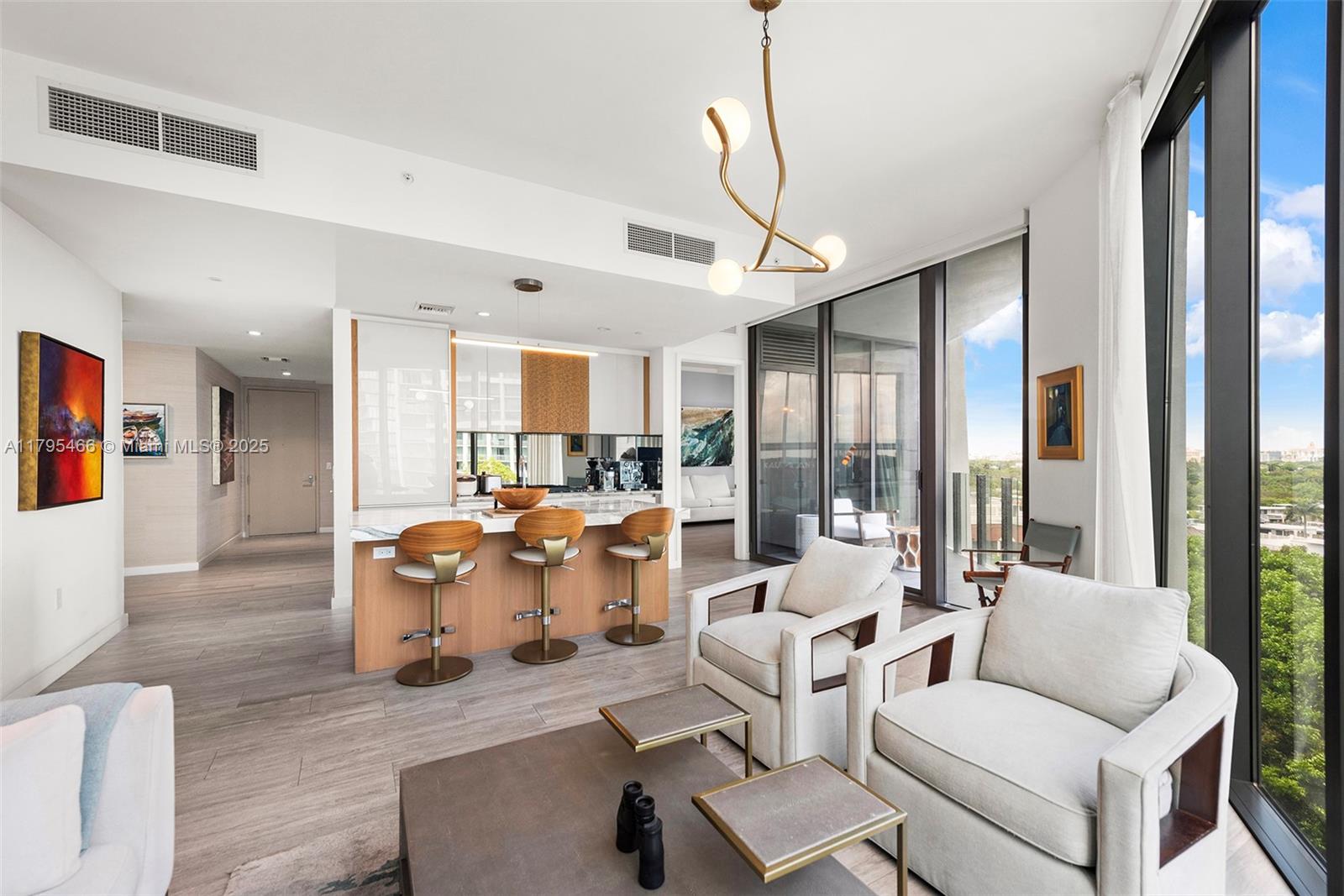 Condo for Sale in Miami, FL