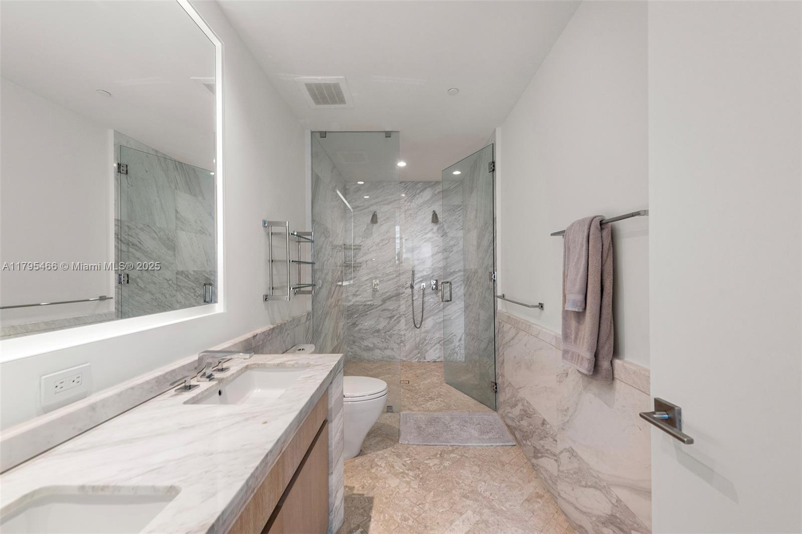 2831 S Bayshore Dr #905, Miami FL 33133