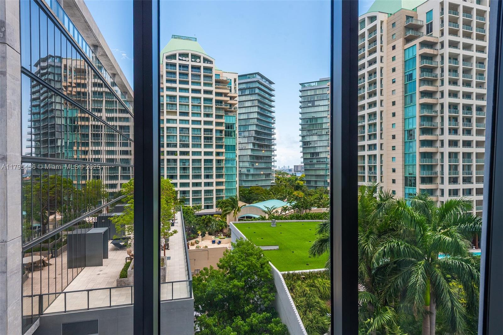2831 S Bayshore Dr #905, Miami FL 33133