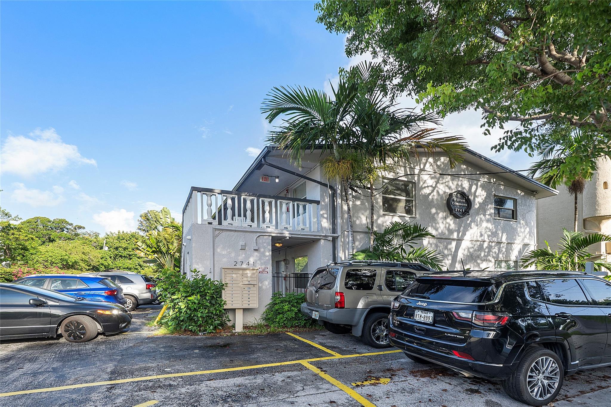 Homes for sale in Wilton Manors, FL | 2741 Ne 8th Avenue #10, Wilton Manors, FL 33334 | MLS# F10501720