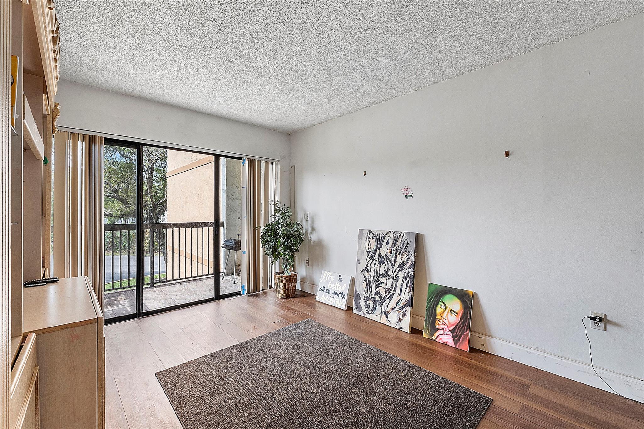 Homes for sale in Fort Lauderdale, FL | 701 Nw 19th Street #202, Fort Lauderdale, FL 33311 | MLS# F10501722