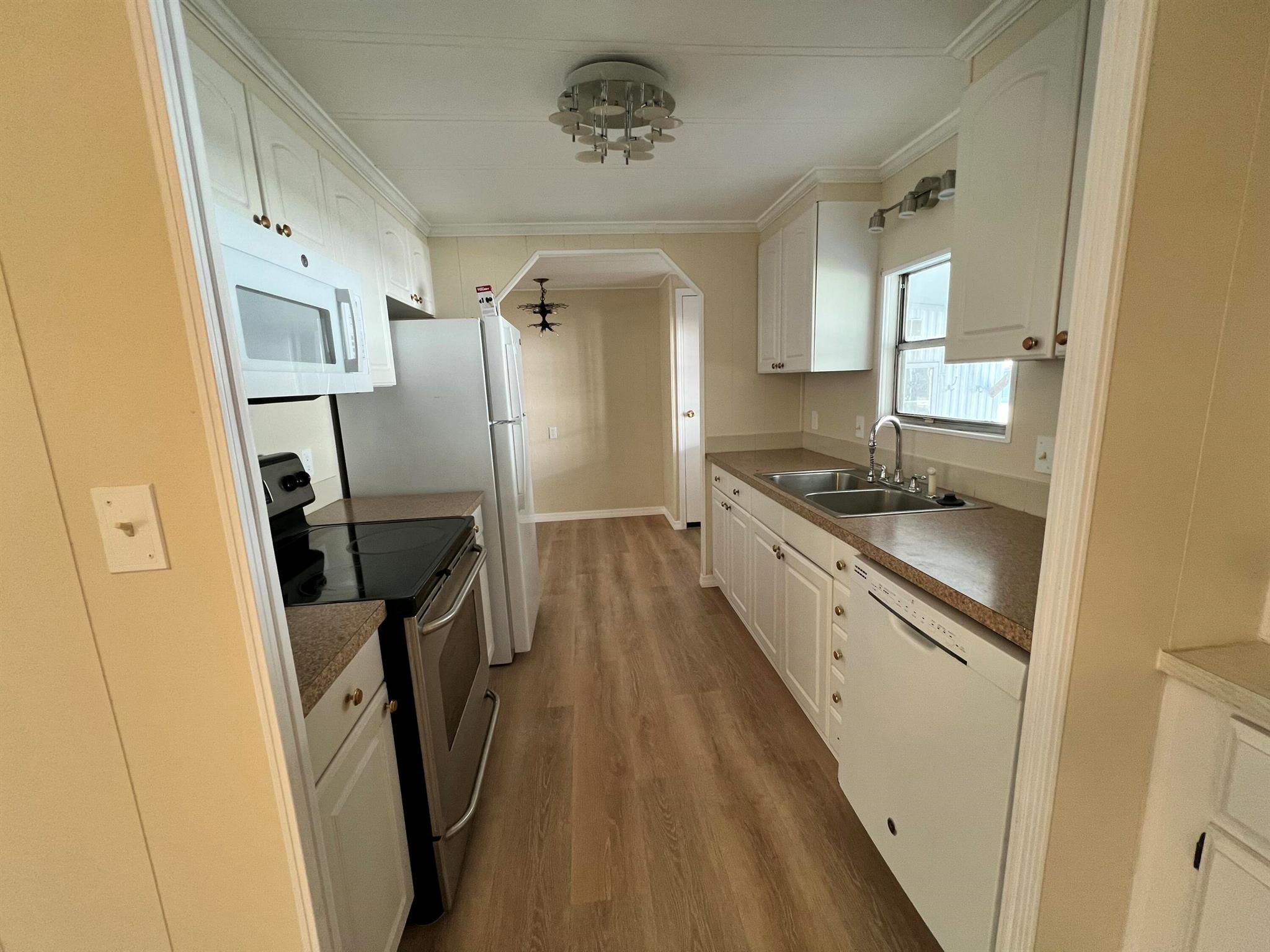 Homes for sale in Barefoot Bay, FL | 1005 Thrush Circle, Barefoot Bay, FL 32976 | MLS# R11088231