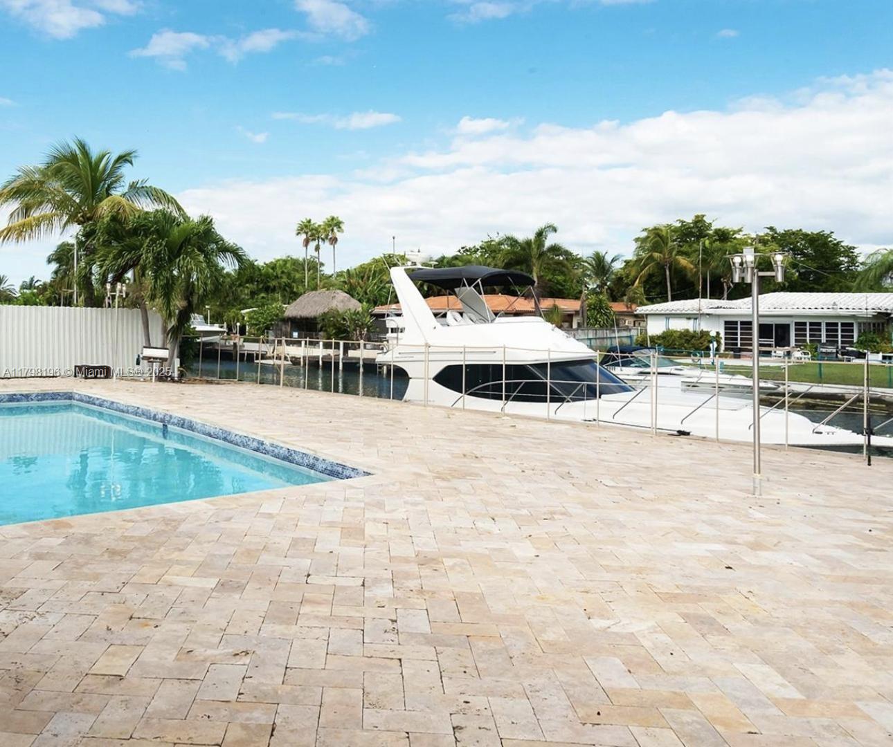 House for Sale in North Miami, FL