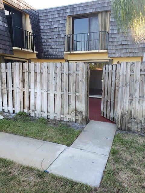 Homes for sale in Palm Springs, FL | 211 Lake Arbor Dr #211, Palm Springs, FL 33461 | MLS# R11088415