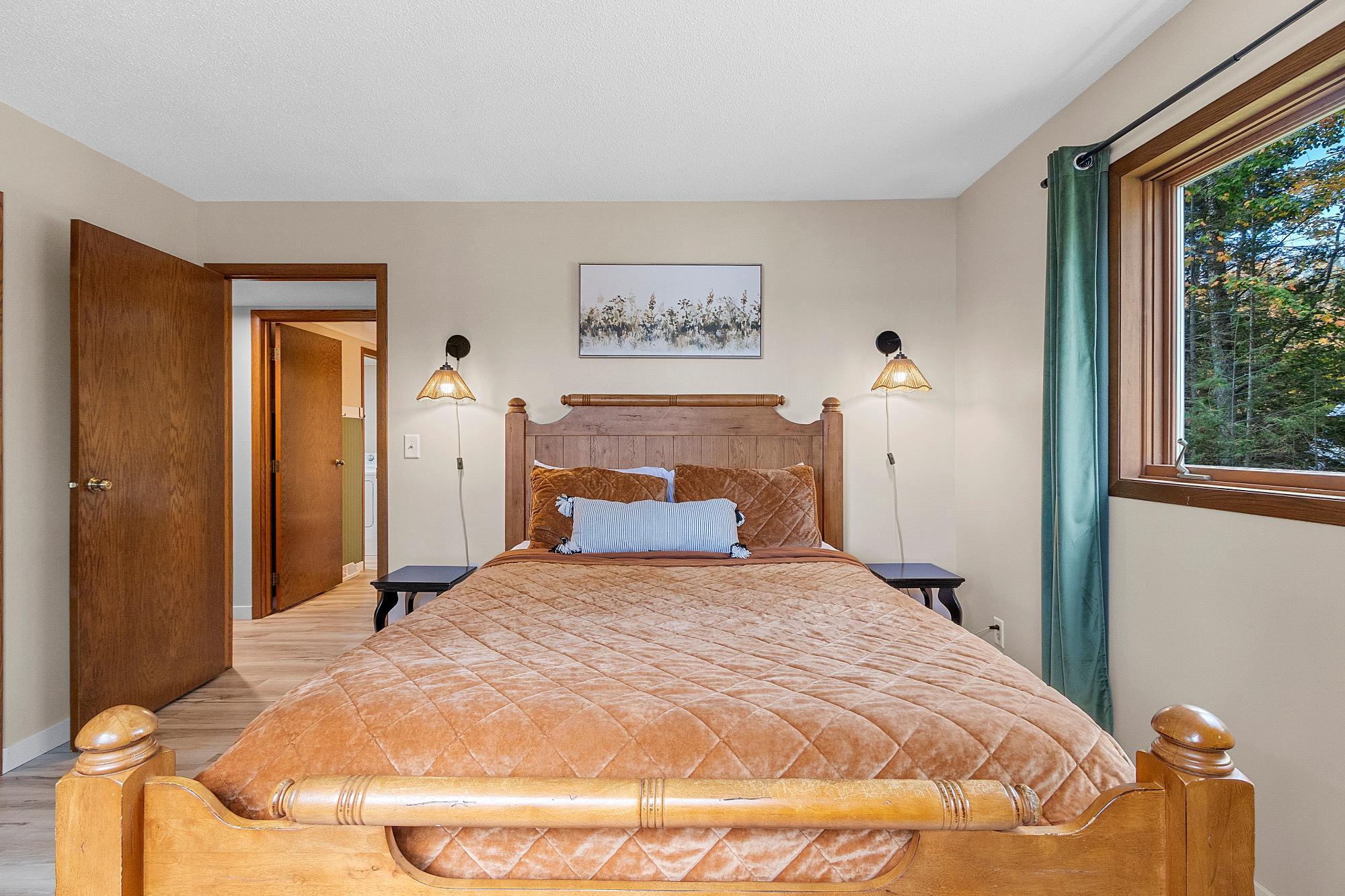 Silver Lake (C) Property 5600 Silver Lake Rd S Photo 20