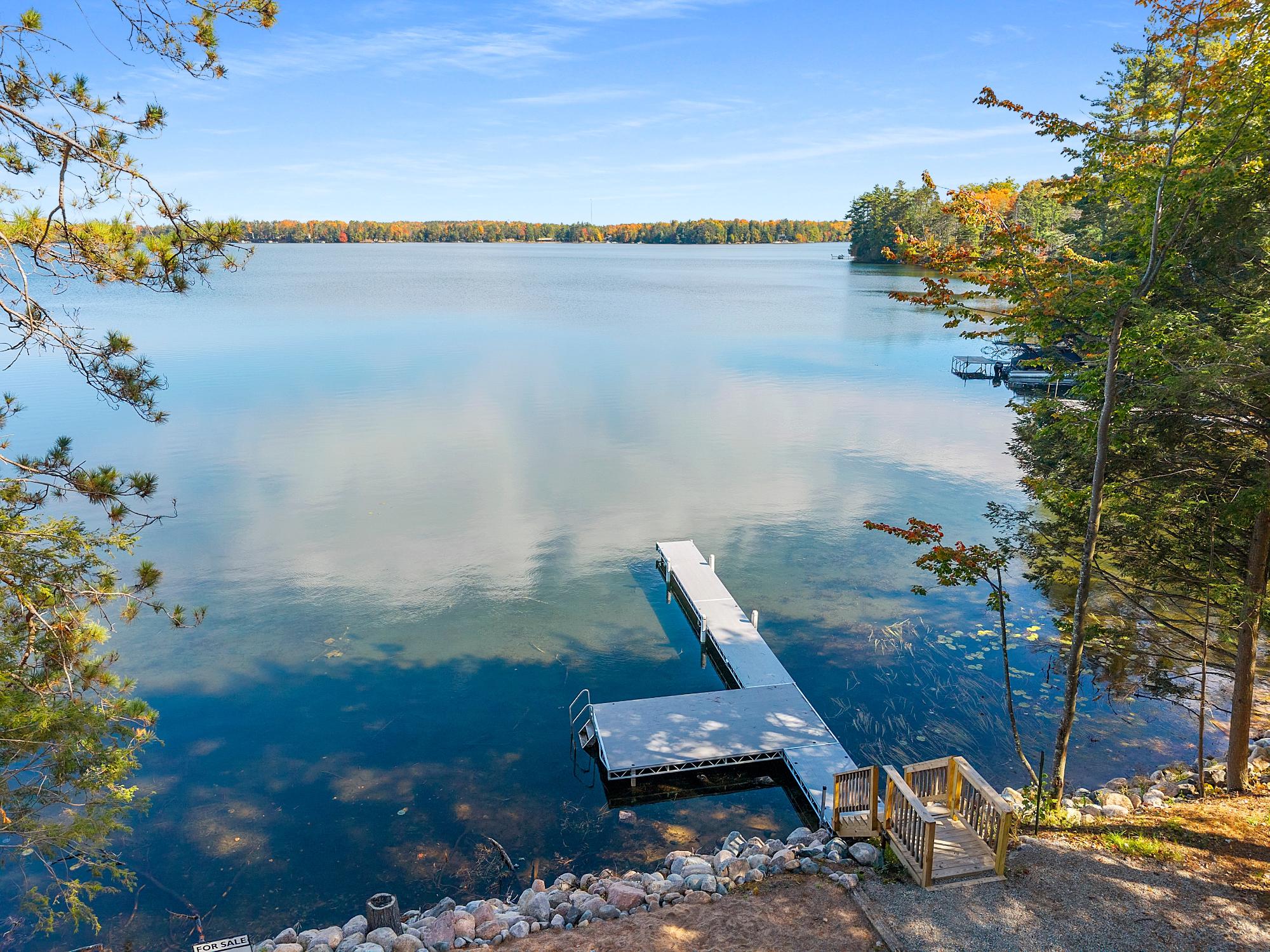 Silver Lake (C) Property 5600 Silver Lake Rd S Photo 3