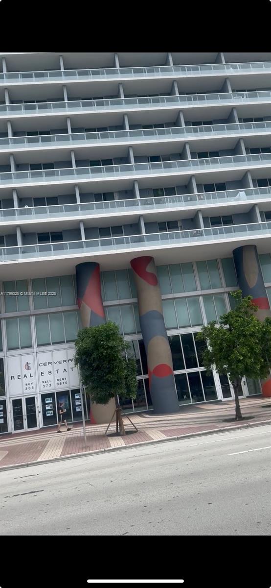 Condo for Rent in Miami, FL