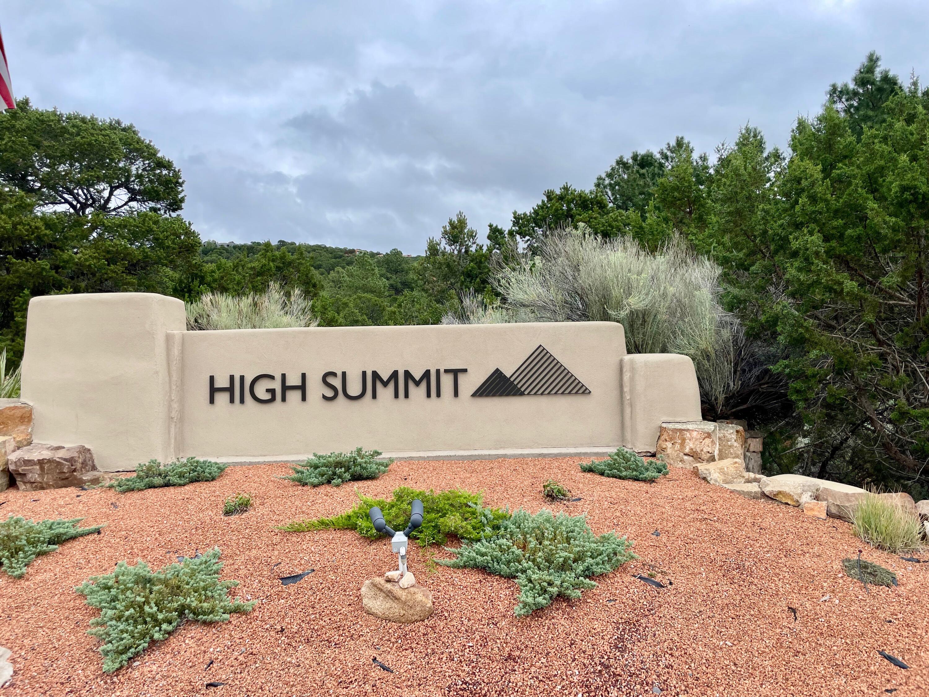2615 Summit Court, Santa Fe, NM
