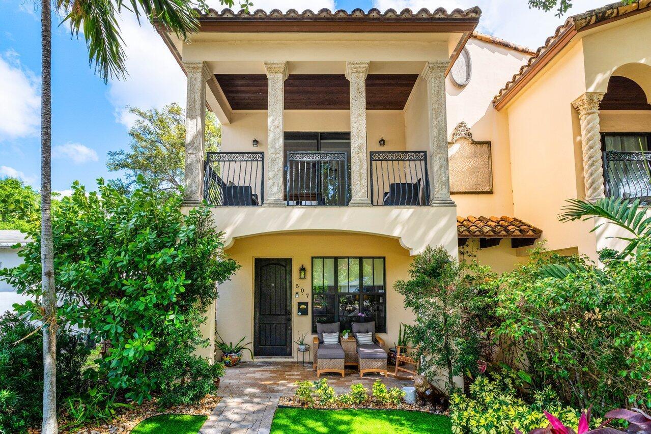 Welcome to this inviting townhouse located in the vibrant heart of Croissant Park, downtown Ft Lauderdale. This 3-bedroom, 2.5-bathroom residence boasts spacious bedrooms, 2-car garage and is complete with impact glass windows and doors throughout. Enjoy the luxury of a bonus rooftop terrace, complete with a putting green, perfect for relaxation or entertaining. With no HOA fees, this gem offers convenience and freedom, just minutes away from Las Olas Boulevard, beautiful beaches, and the airport. Seize this incredible opportunity today!