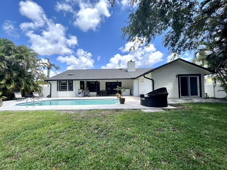 1855 Primrose Lane Wellington FL 33414 | R11088846