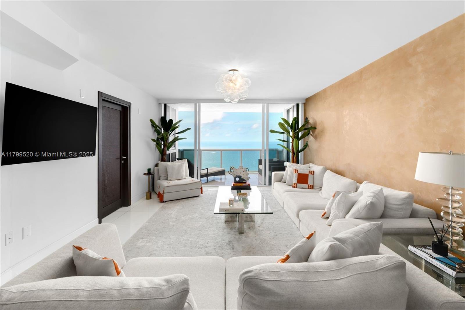 Trump Royale Condo