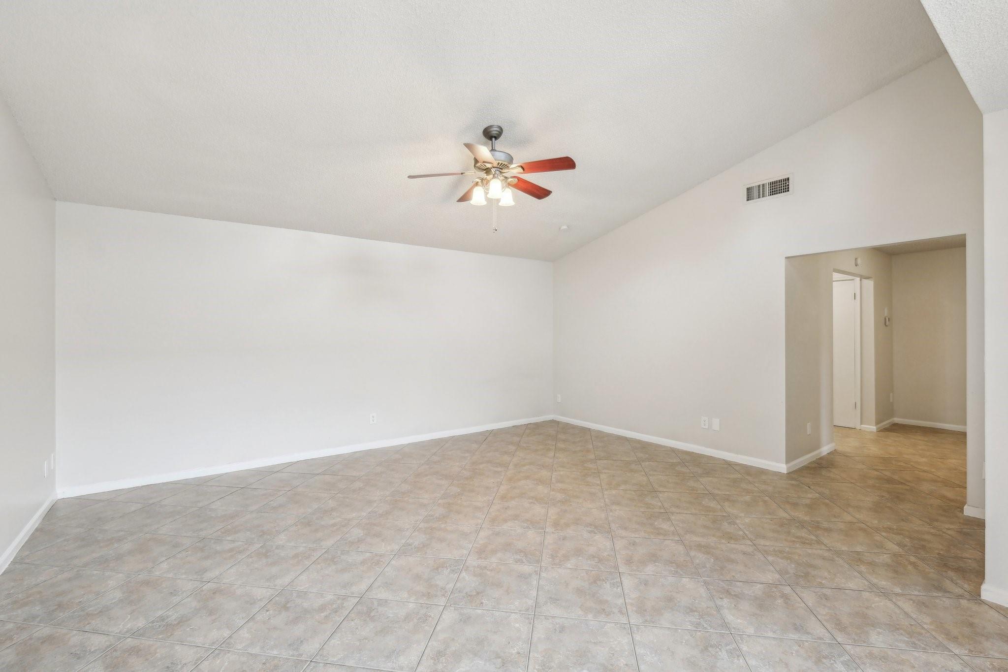 Homes for sale in Palm Springs, FL | 1091 Manor Dr, Palm Springs, FL 33461 | MLS# F10502072