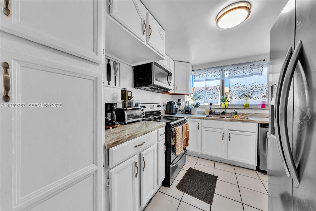 Cypress Tree Condo Bldg 5