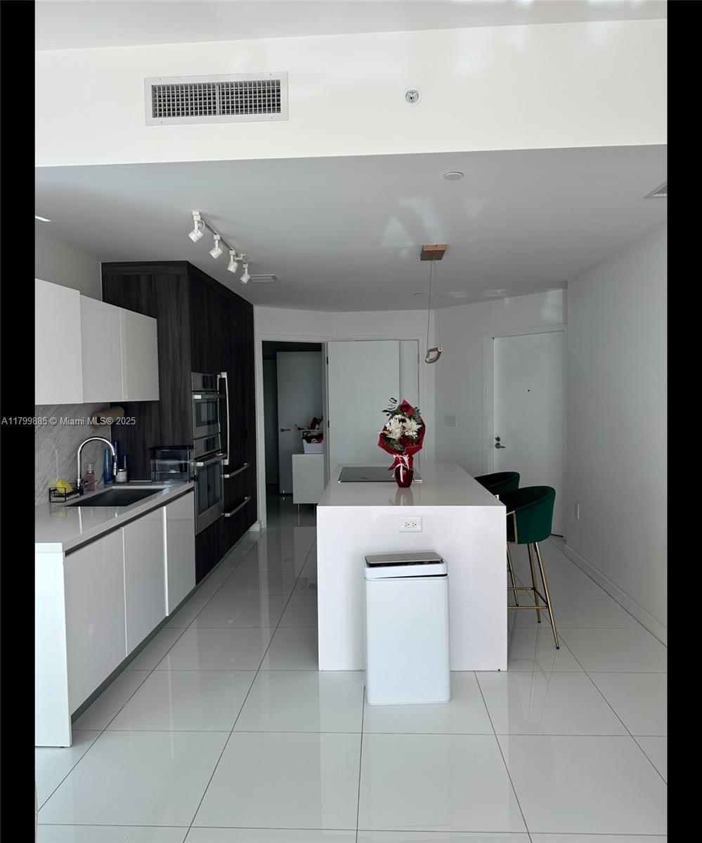 Paramount Miami World Cent