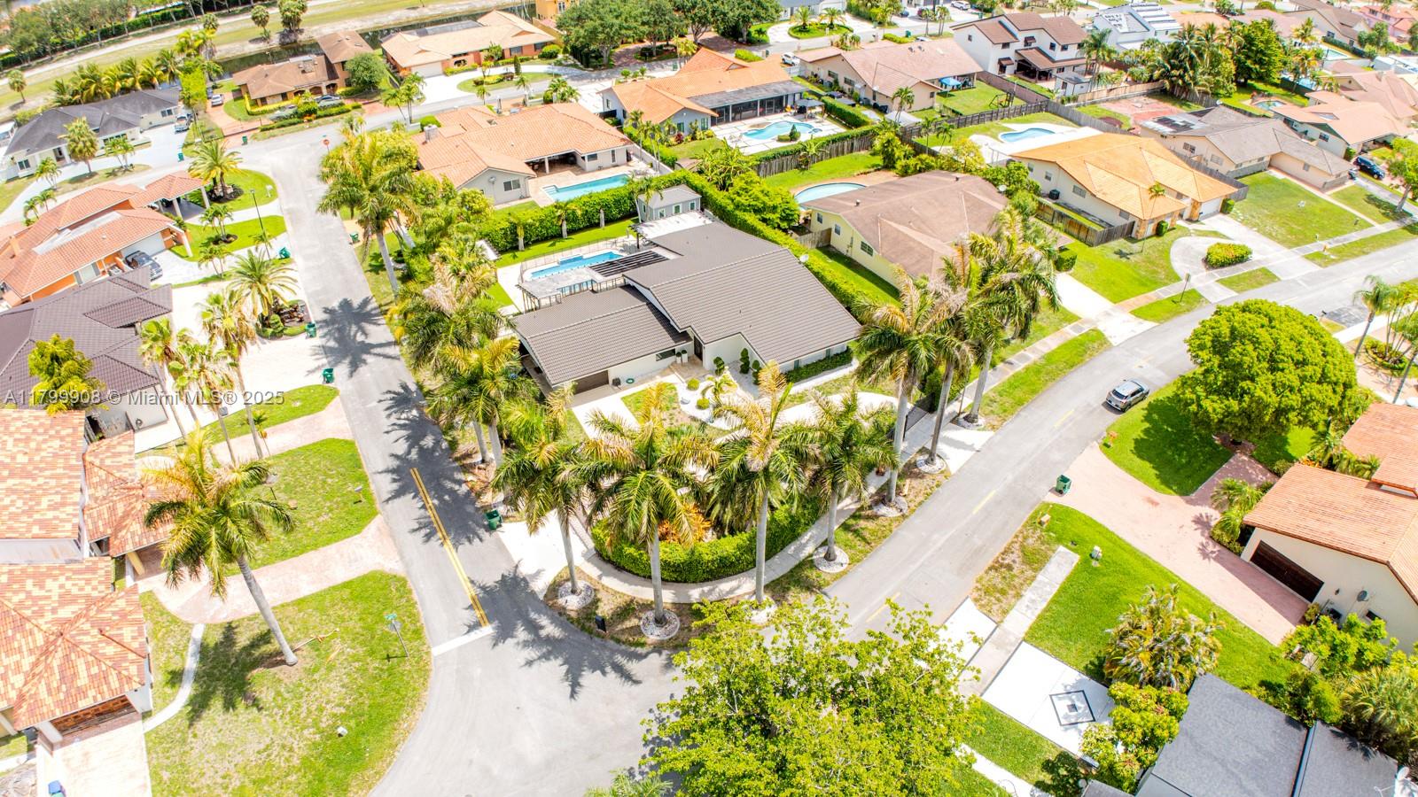 Country Club Of Miami Est