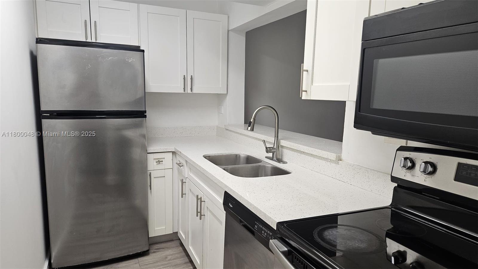 Serenity On The River Con