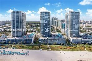 Apartamento à Venda em Sunny Isles Beach, FL