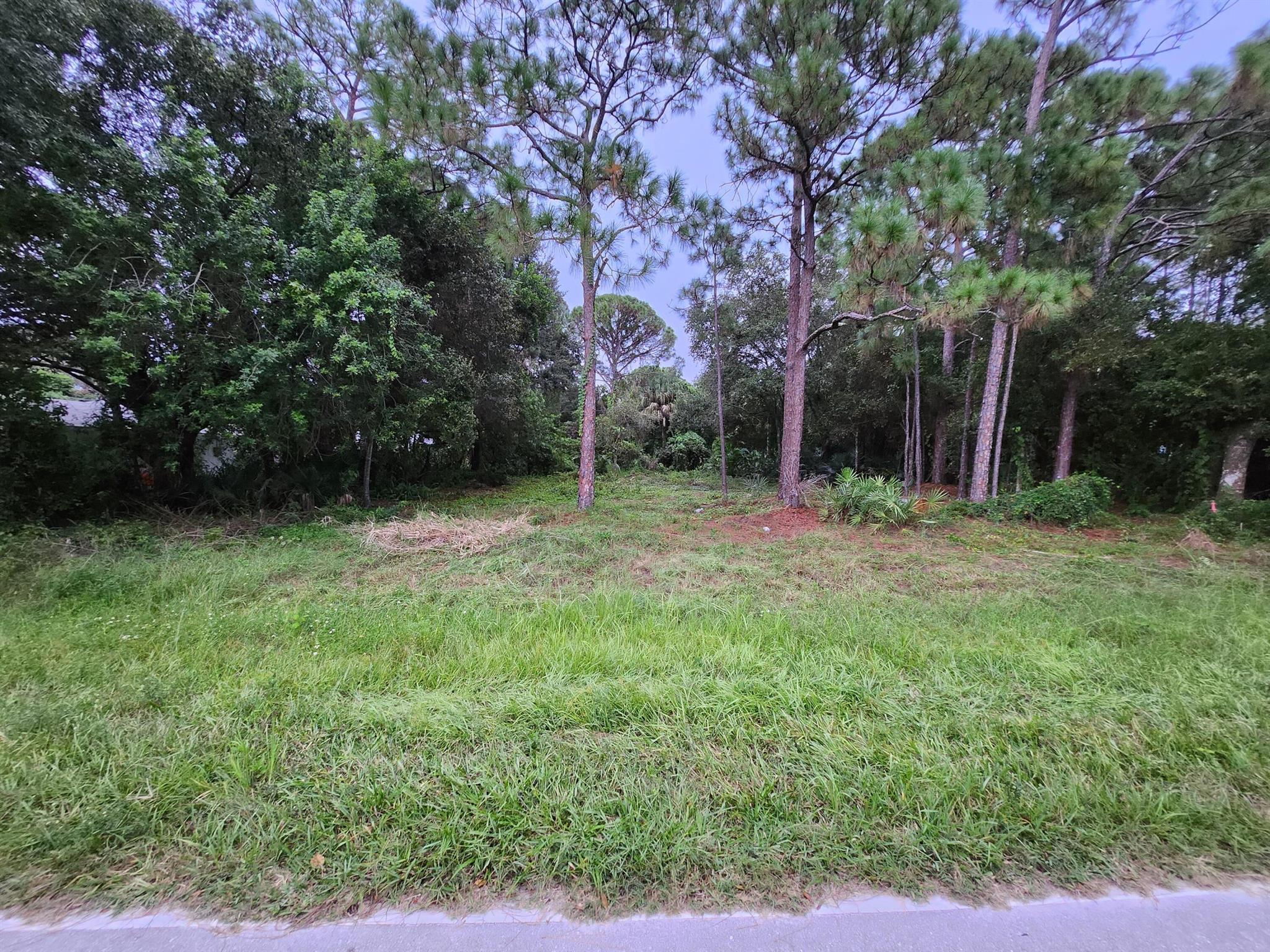 Homes for sale in Vero Beach, FL | 2420 85Th Court, Vero Beach, FL 32966 | MLS# R11089226