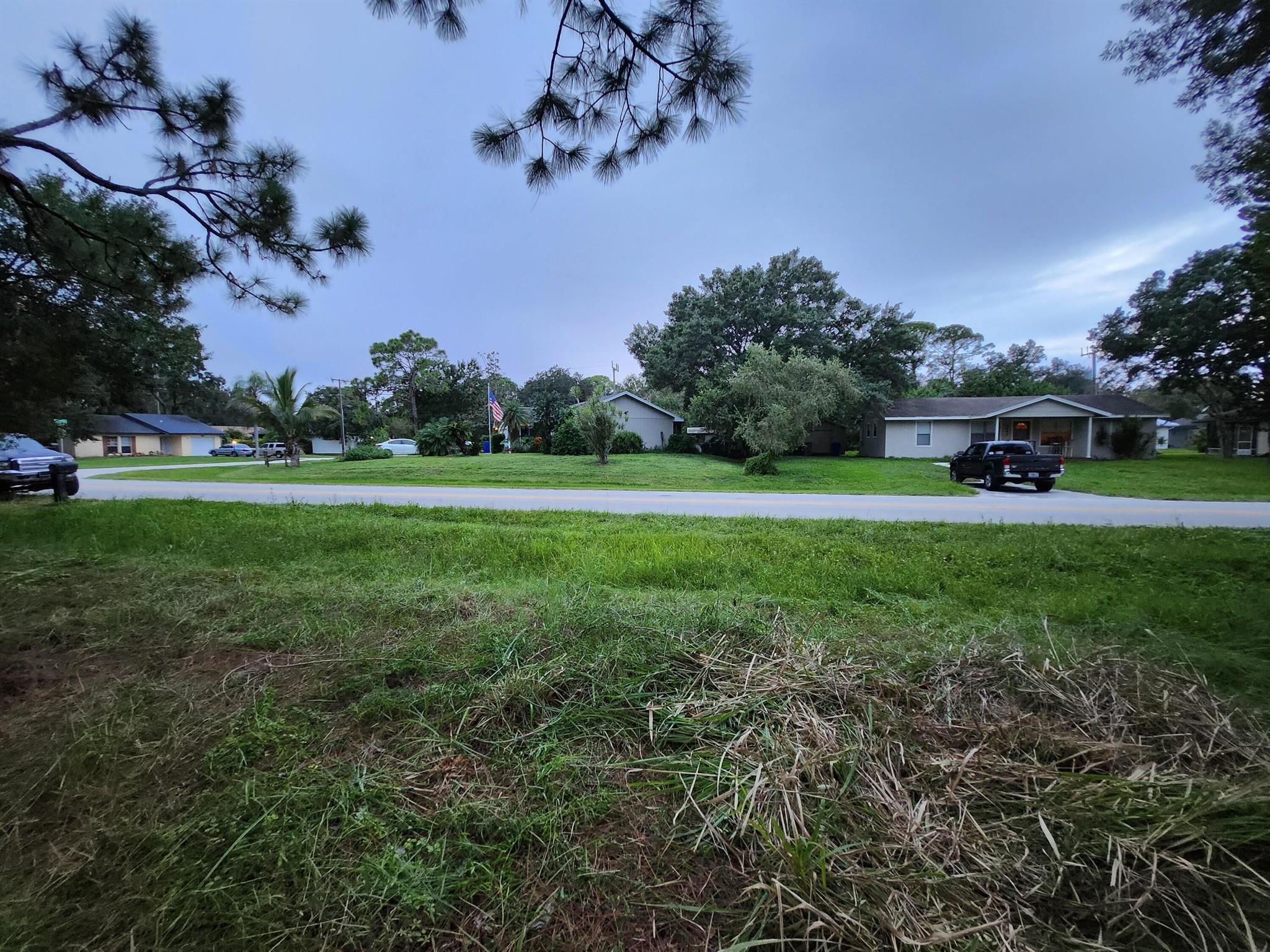 Homes for sale in Vero Beach, FL | 2420 85th Court, Vero Beach, FL 32966 | MLS# R11089226