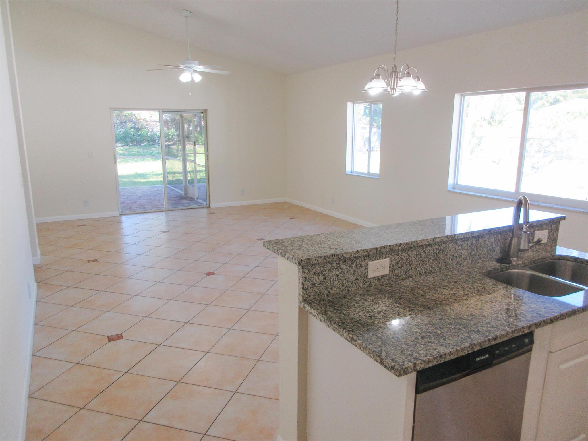 Homes for sale in Deerfield Beach, FL | 4513 Sw 13Th Street, Deerfield Beach, FL 33442 | MLS# R11089257