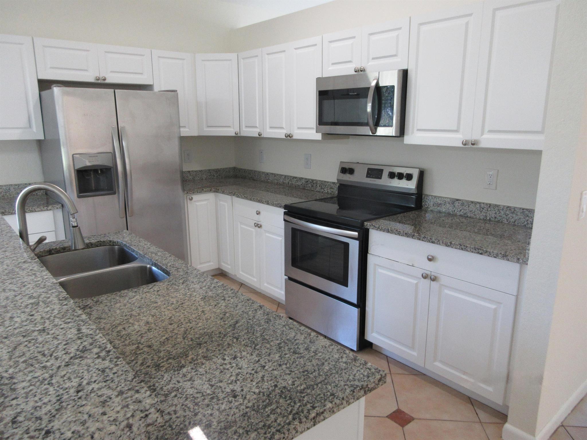 Homes for sale in Deerfield Beach, FL | 4513 Sw 13Th Street, Deerfield Beach, FL 33442 | MLS# R11089257