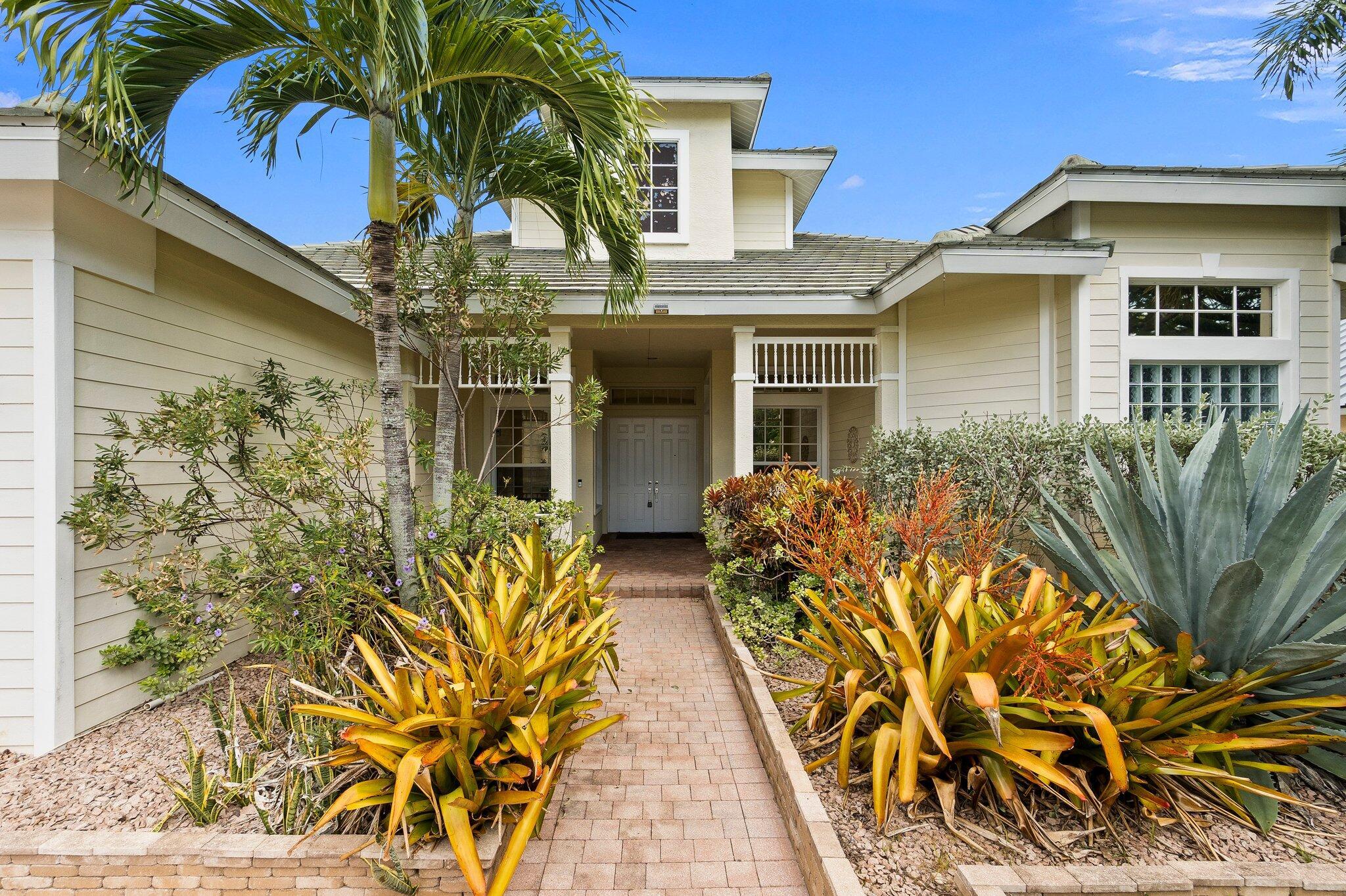 Homes for sale in Port St Lucie, FL | 104 Nw Rockbridge Court, Port St Lucie, FL 34986 | MLS# R11089266