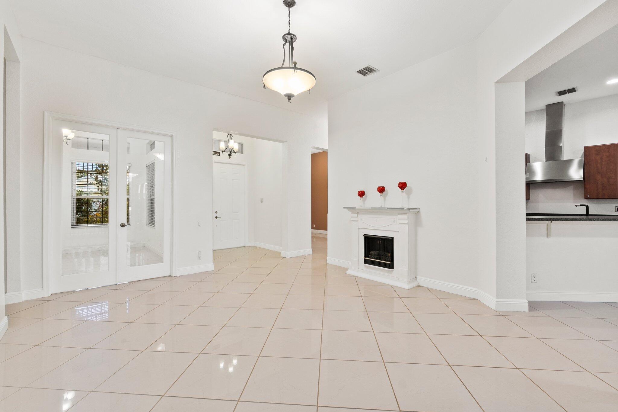 Homes for sale in Port St Lucie, FL | 104 Nw Rockbridge Court, Port St Lucie, FL 34986 | MLS# R11089266