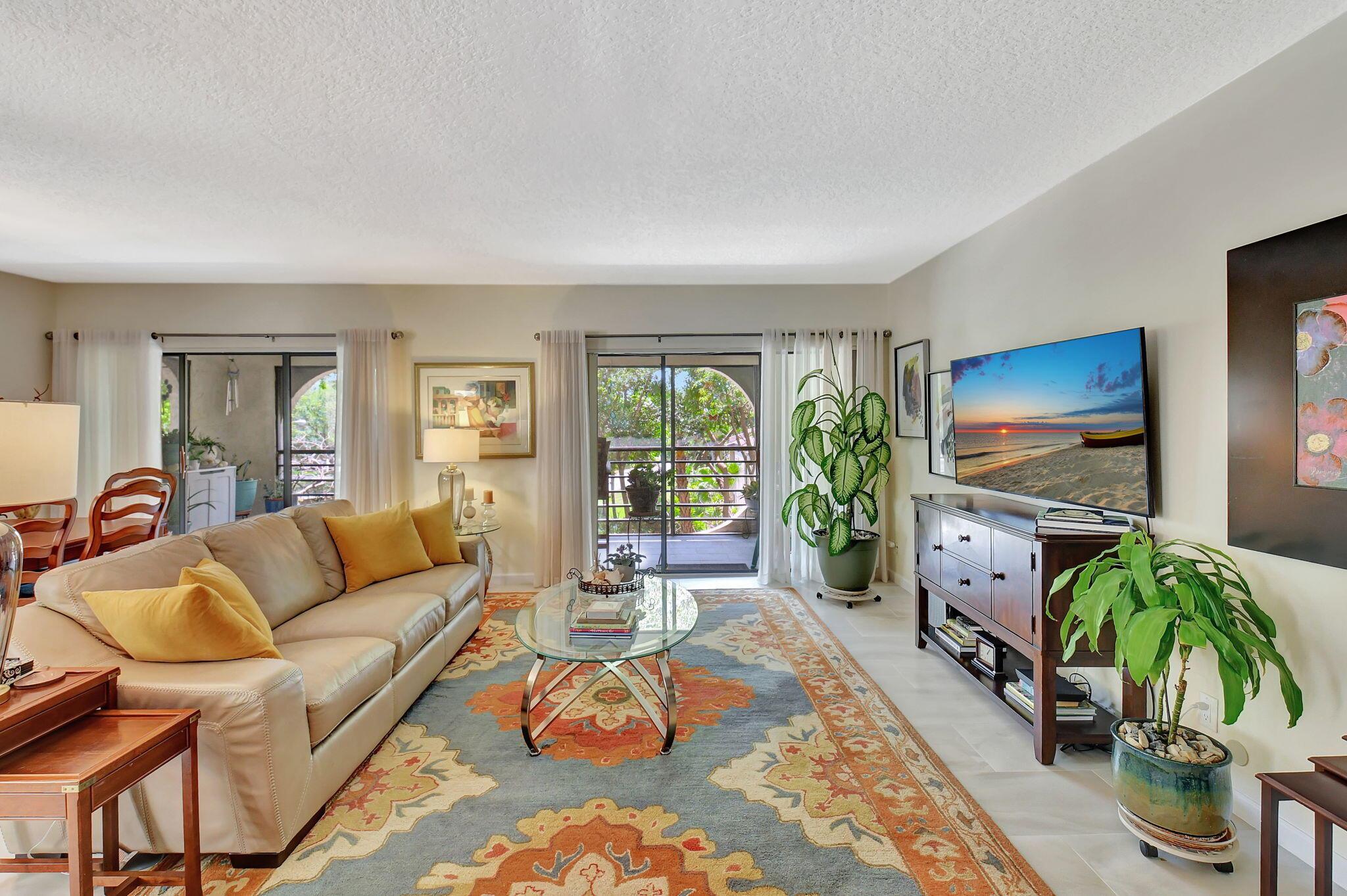 Windsong At Boca Del Mar