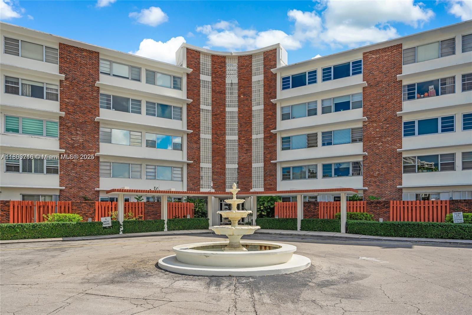 Homes for sale in Miami Shores, FL | 1700 Ne 105th St #108, Miami Shores, FL 33138 | MLS# A11800716