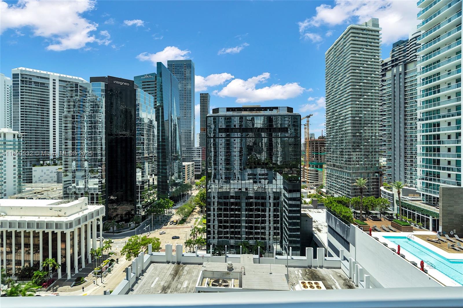 1060 Brickell Ave #1811, Miami FL 33131