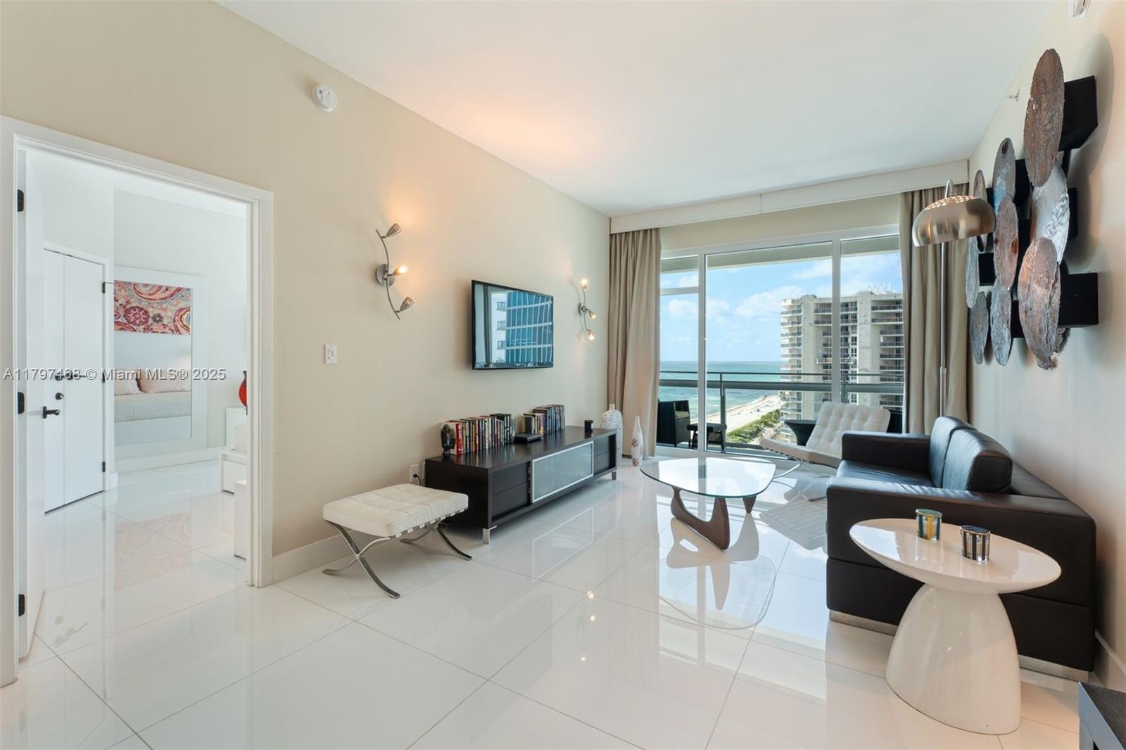 6801 Collins Ave #PH10, Miami Beach FL 33141