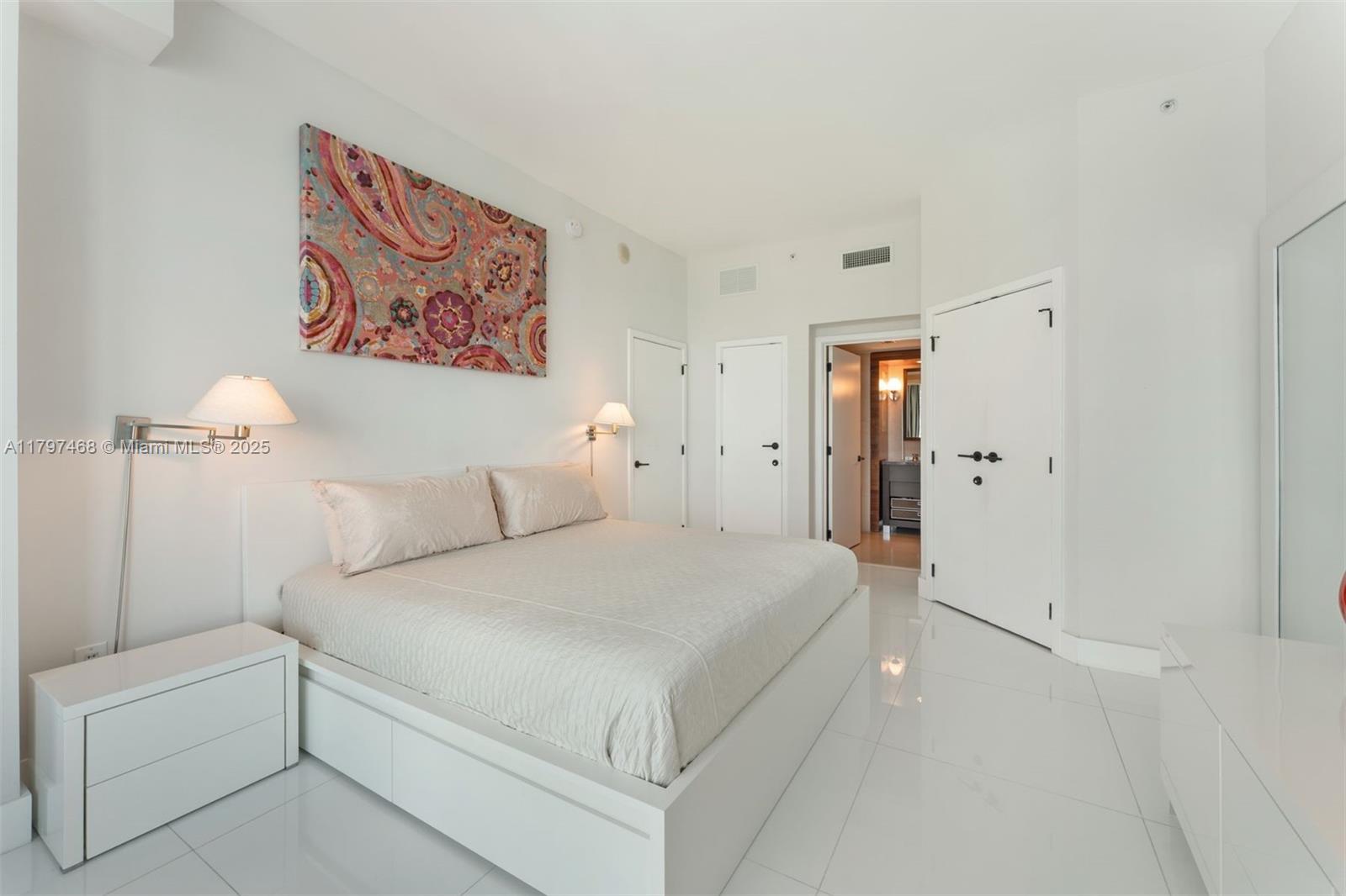 6801 Collins Ave #PH10, Miami Beach FL 33141