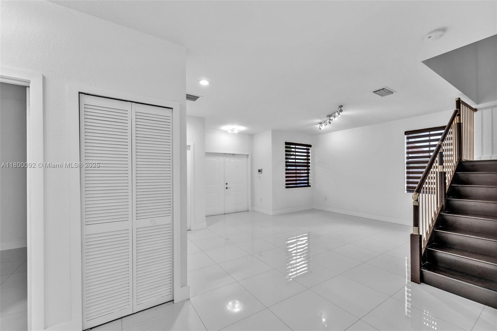 Homes for sale in Miami, FL | (Undisclosed), Miami, FL 33172 | MLS# A11800092