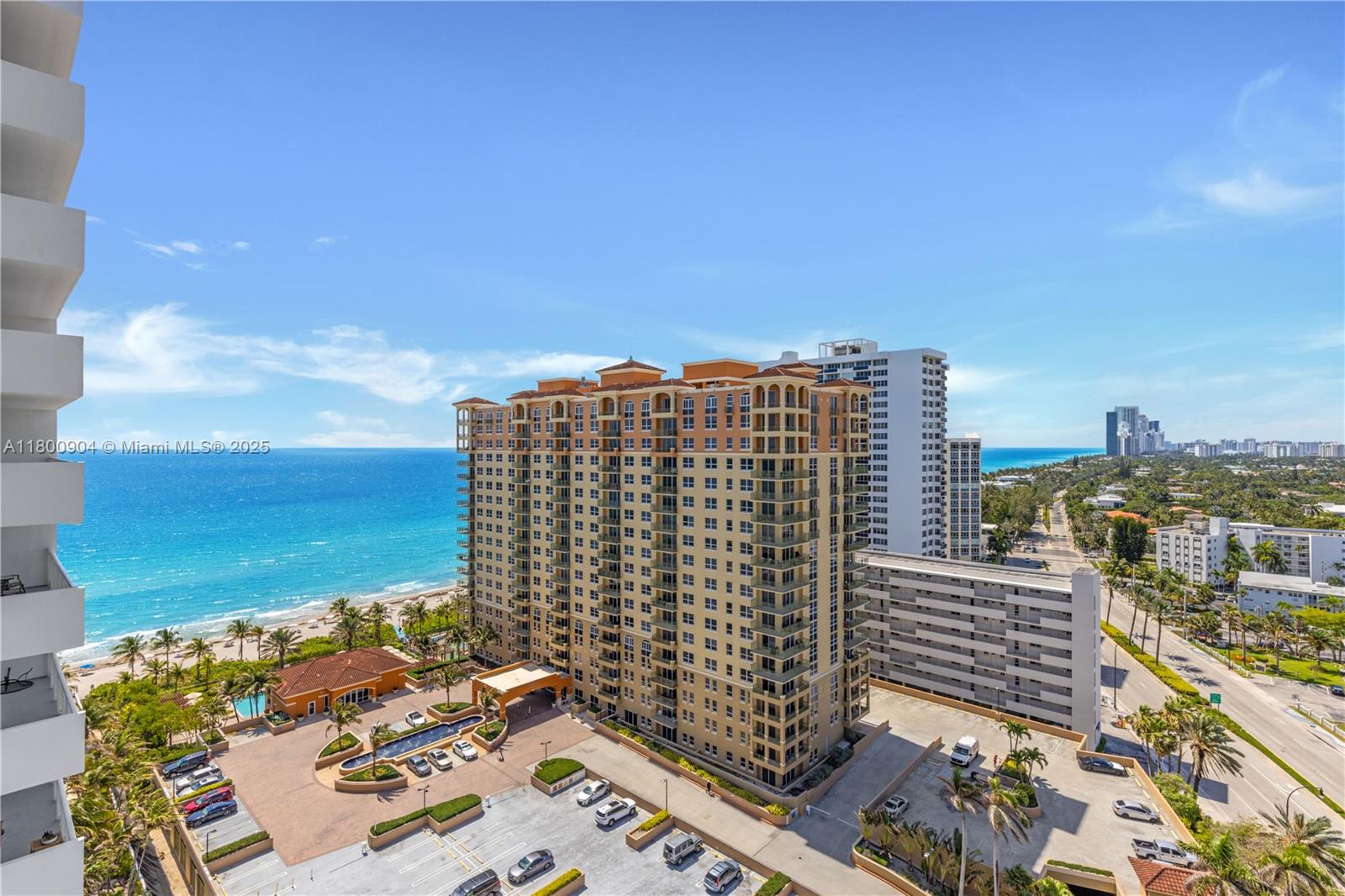 Parker Plaza Estates Cond0