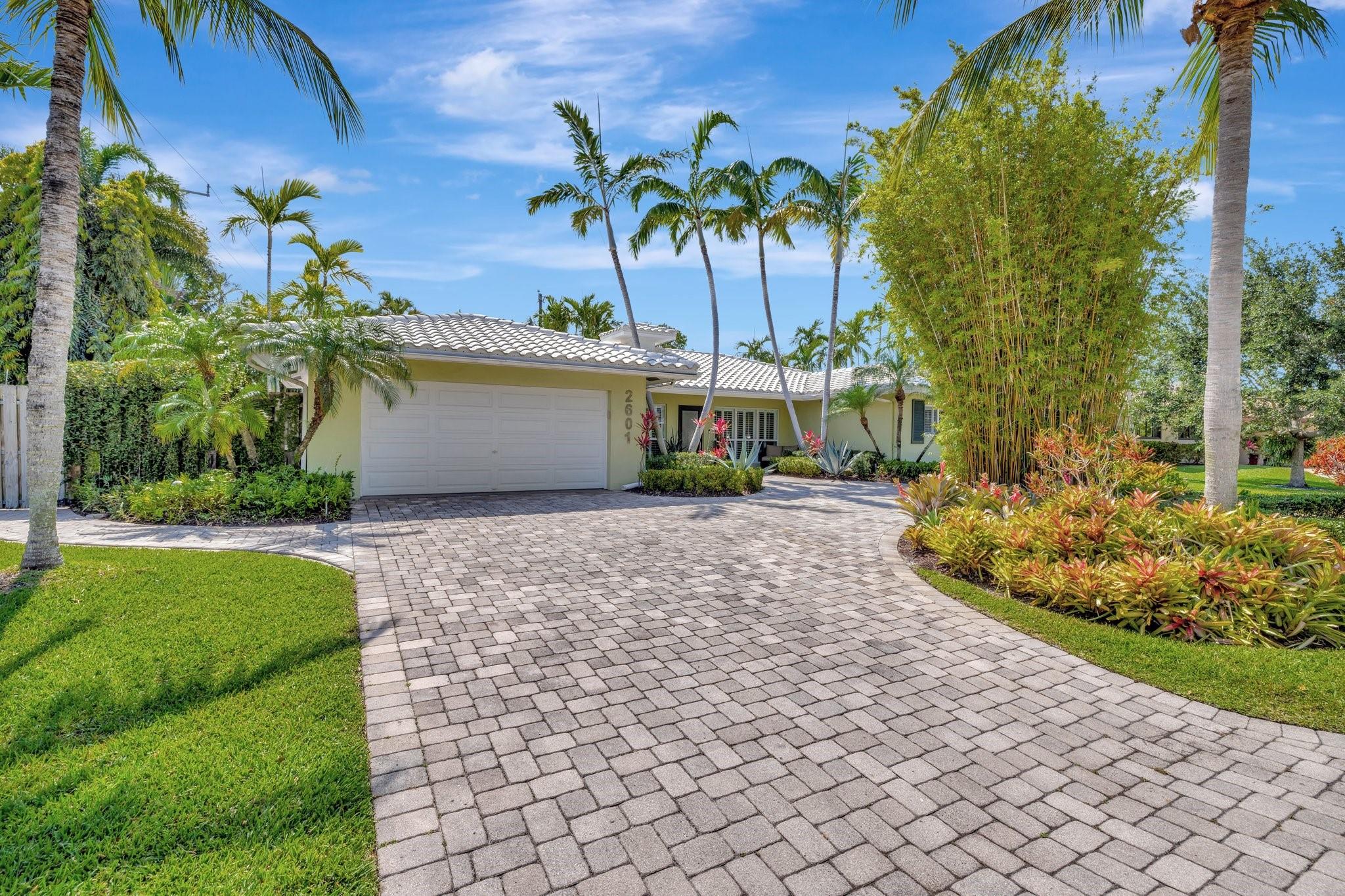 Homes for sale in Fort Lauderdale, FL | 2601 Ne 27Th Ter, Fort Lauderdale, FL 33306 | MLS# F10503192