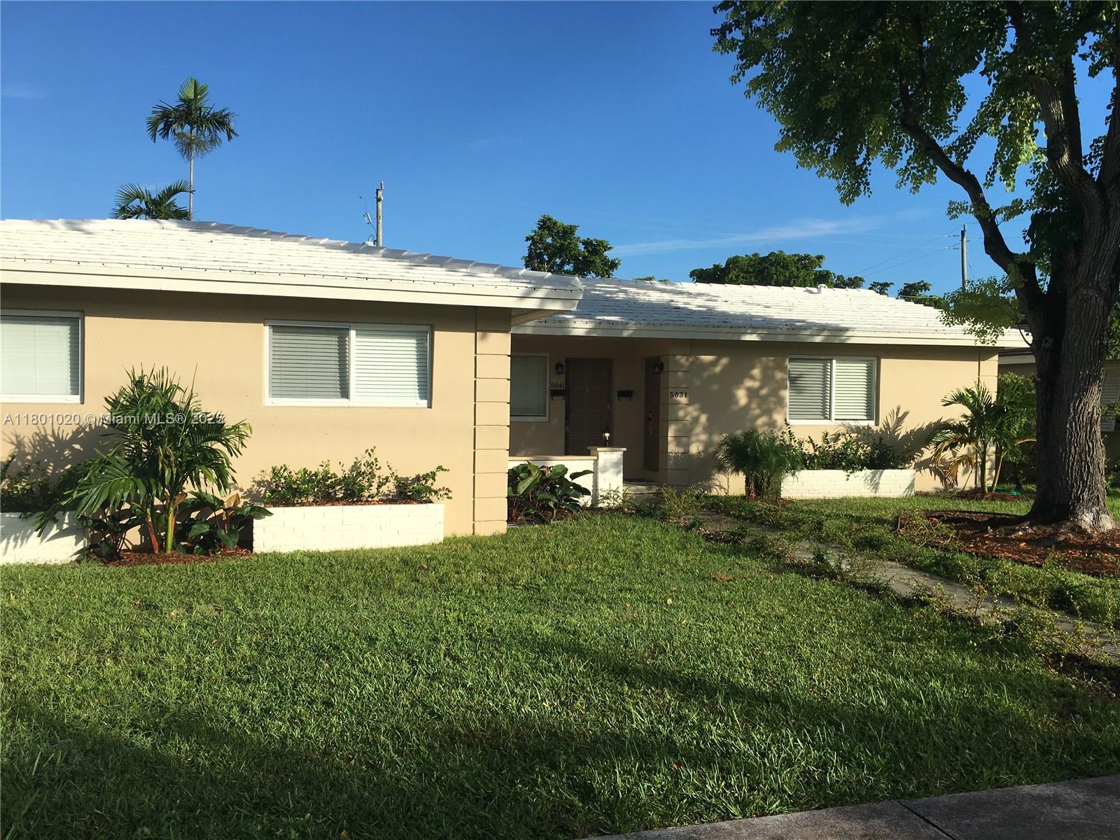 Homes for sale in Coral Gables, FL | 5031 Ponce De Leon Blvd, Coral Gables, FL 33146 | MLS# A11801020