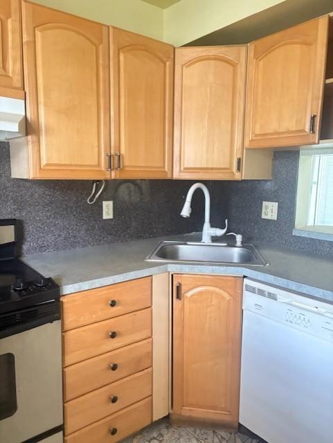 Homes for sale in Tamarac, FL | 8380 Lagos De Campo Blvd #110, Tamarac, FL 33321 | MLS# F10503494