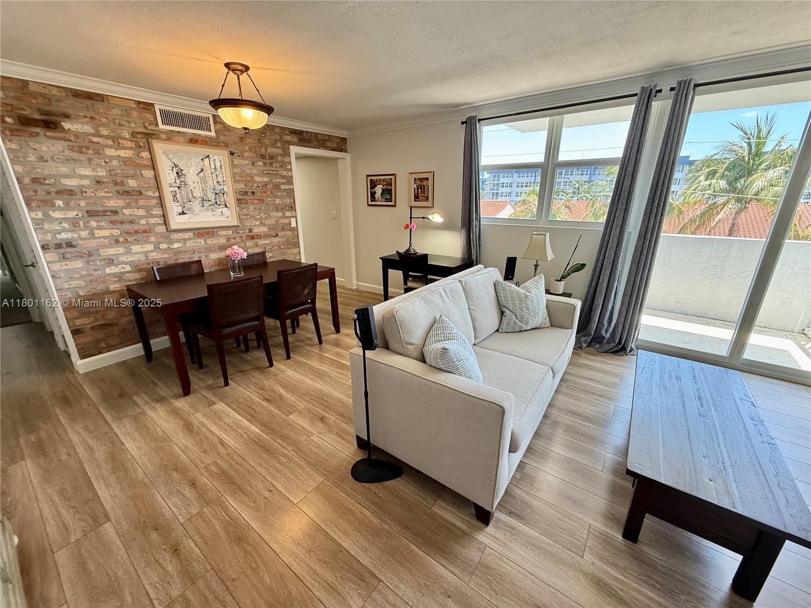 Eastern Parkview Condo