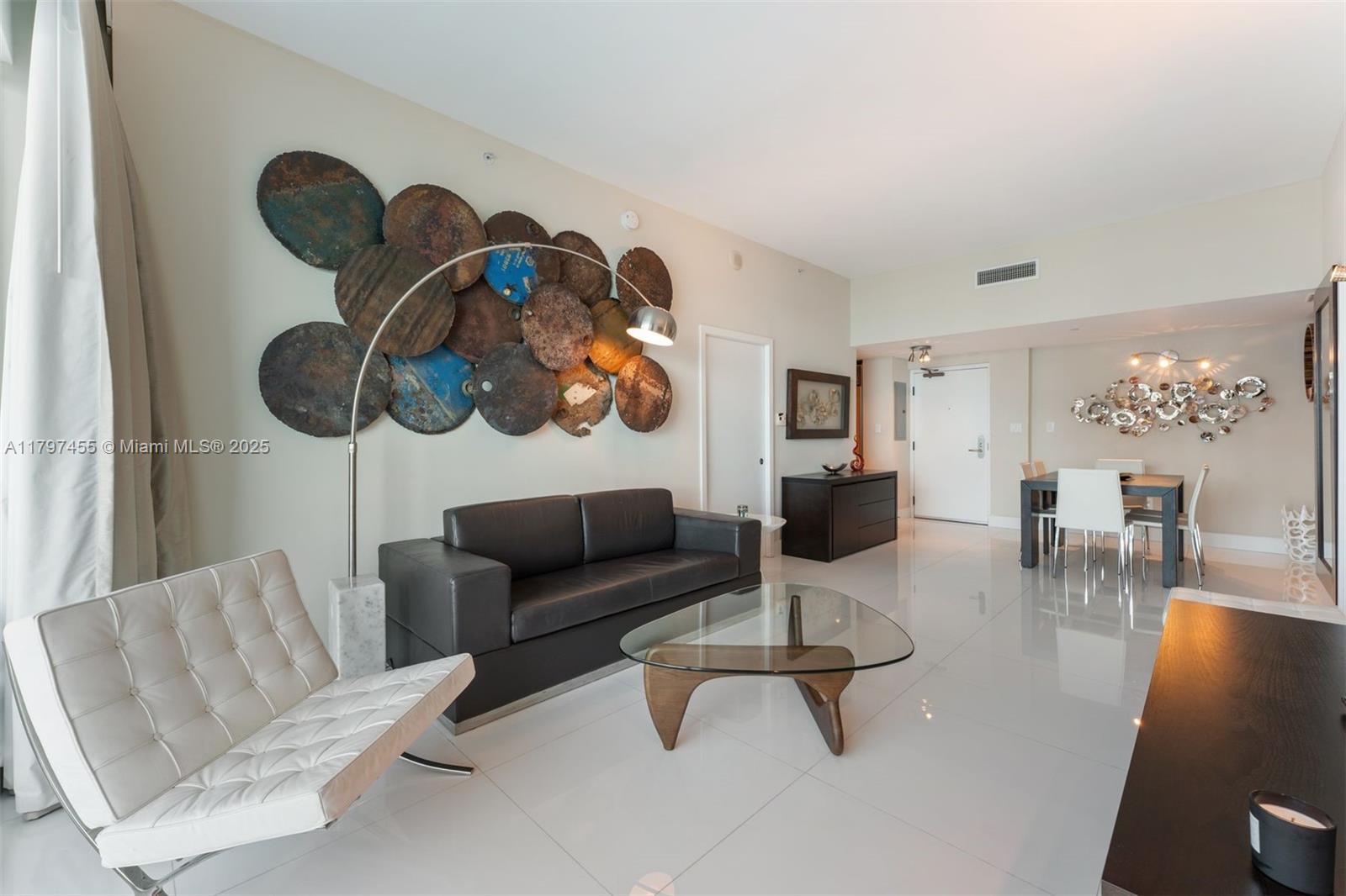 6801 Collins Ave #PH10, Miami Beach FL 33141