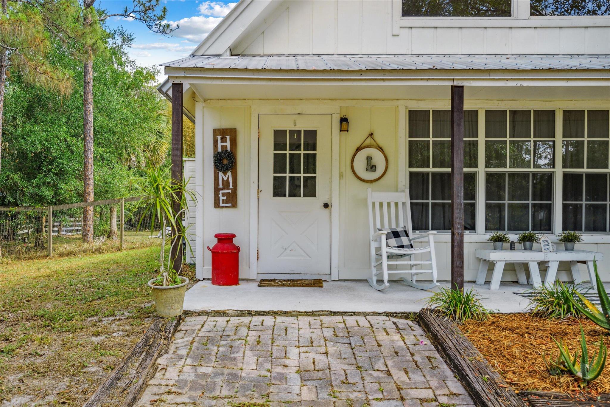 12389 186th Street N