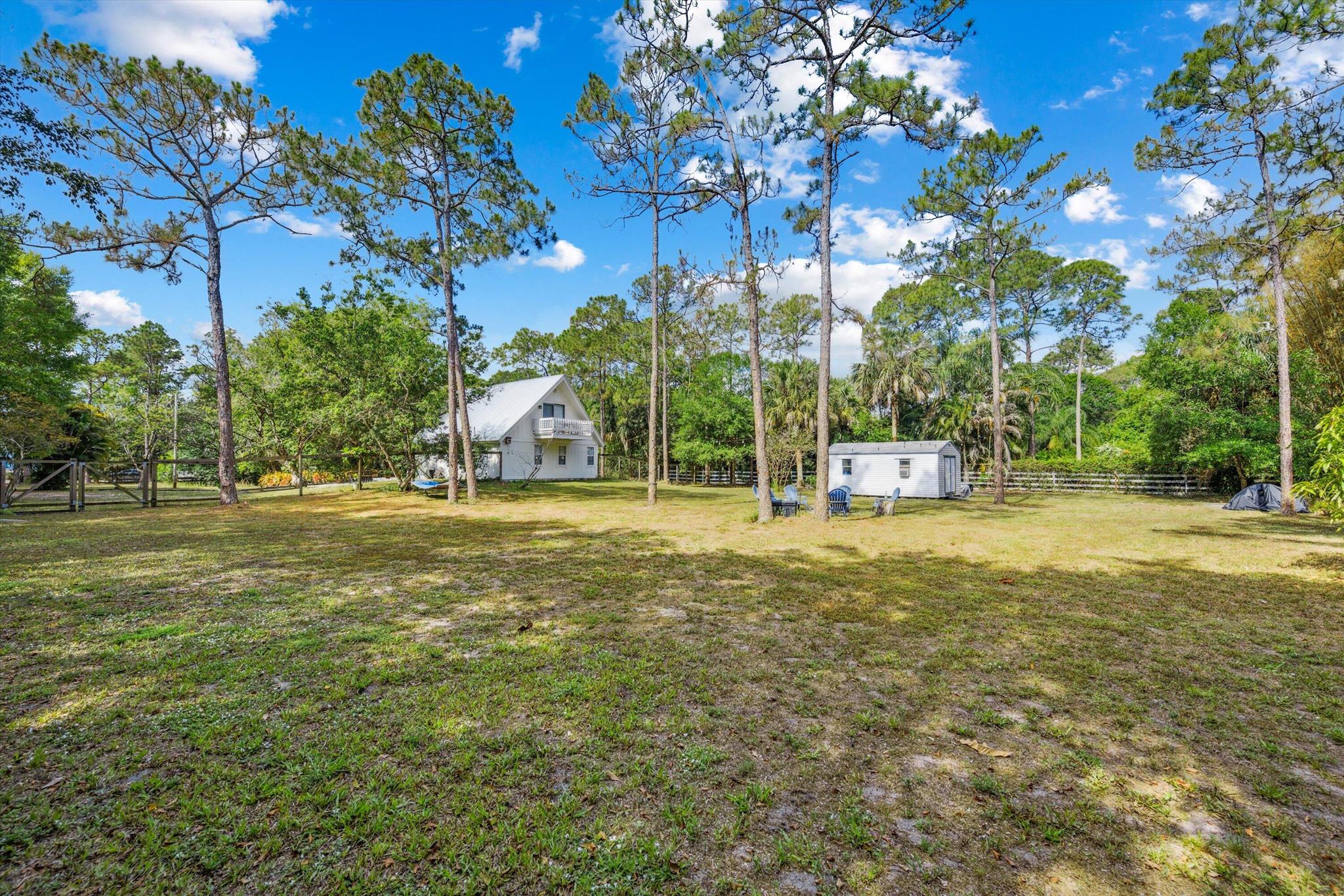 12389 186th Street N