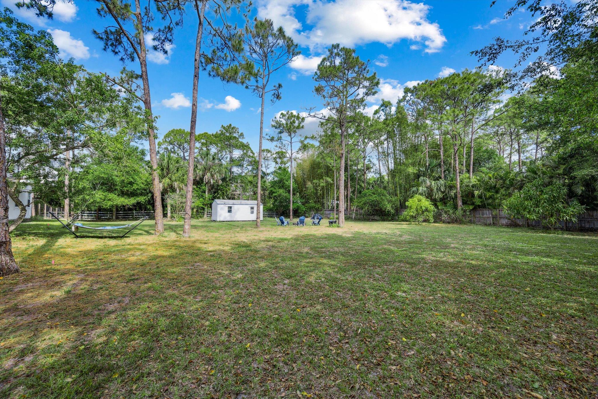 12389 186th Street N