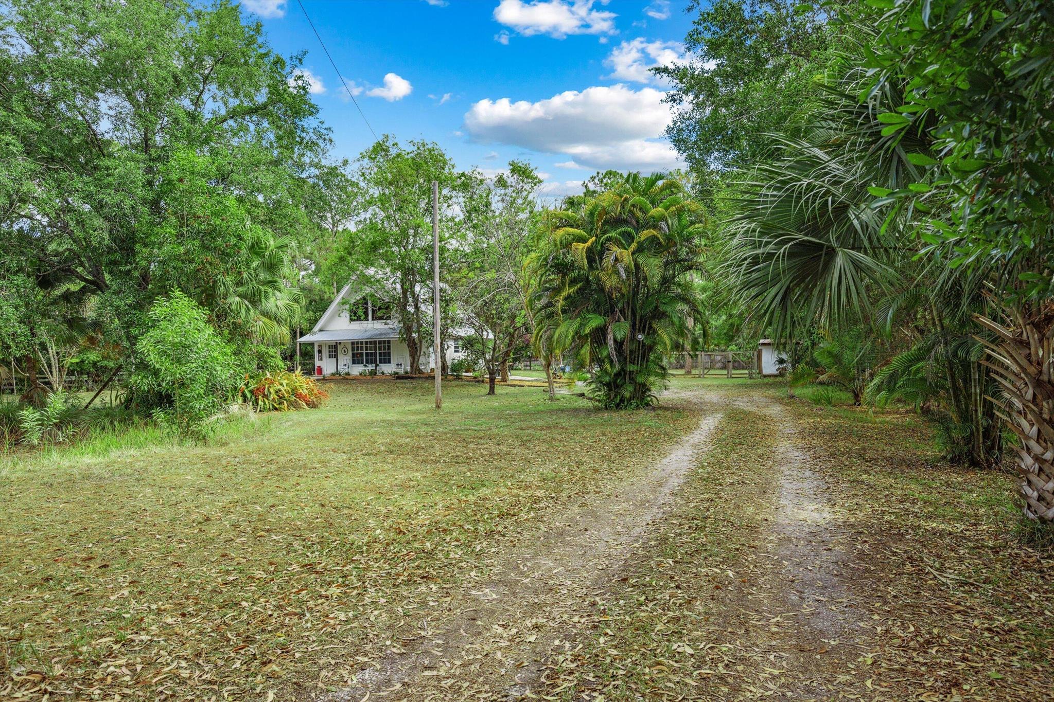 12389 186th Street N