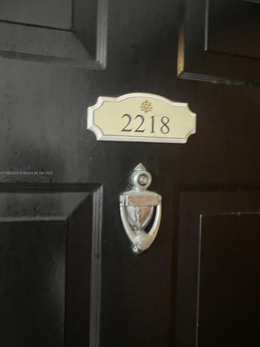 Porto Bellagio Condo